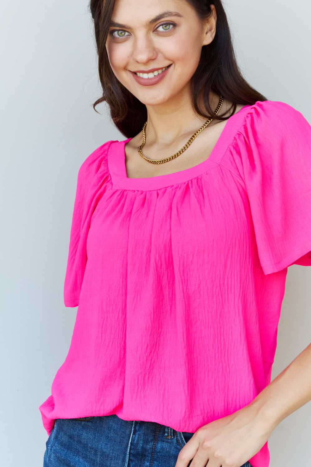 ninexis keep me close square neck short sleeve blouse in fuchsia