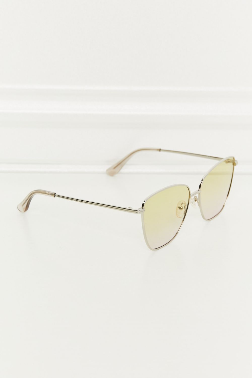 metal frame full rim sunglasses