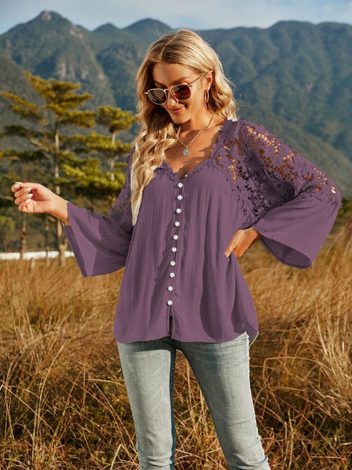 spliced lace buttoned blouse