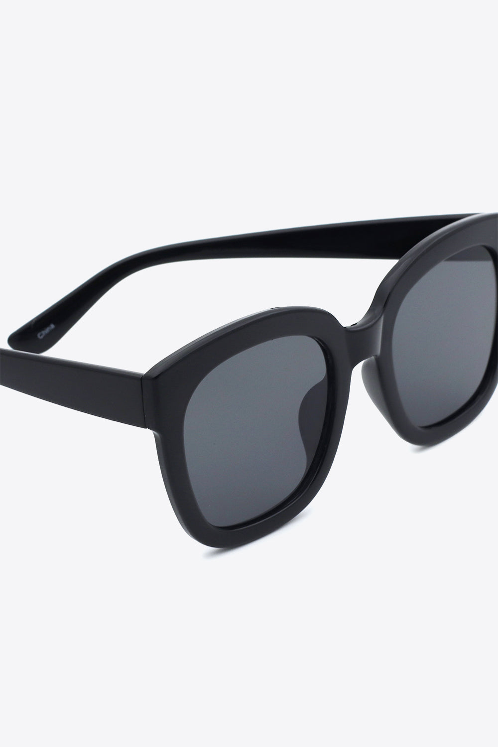 polycarbonate frame square sunglasses