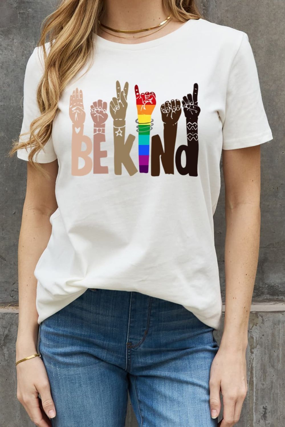 simply love full size be kind graphic cotton tee