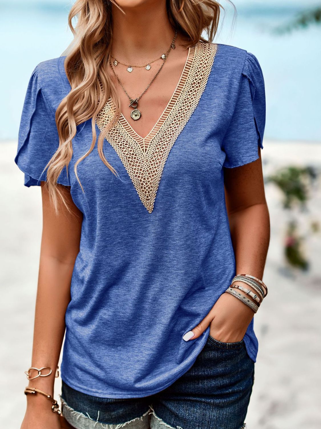 contrast v-neck petal sleeve top