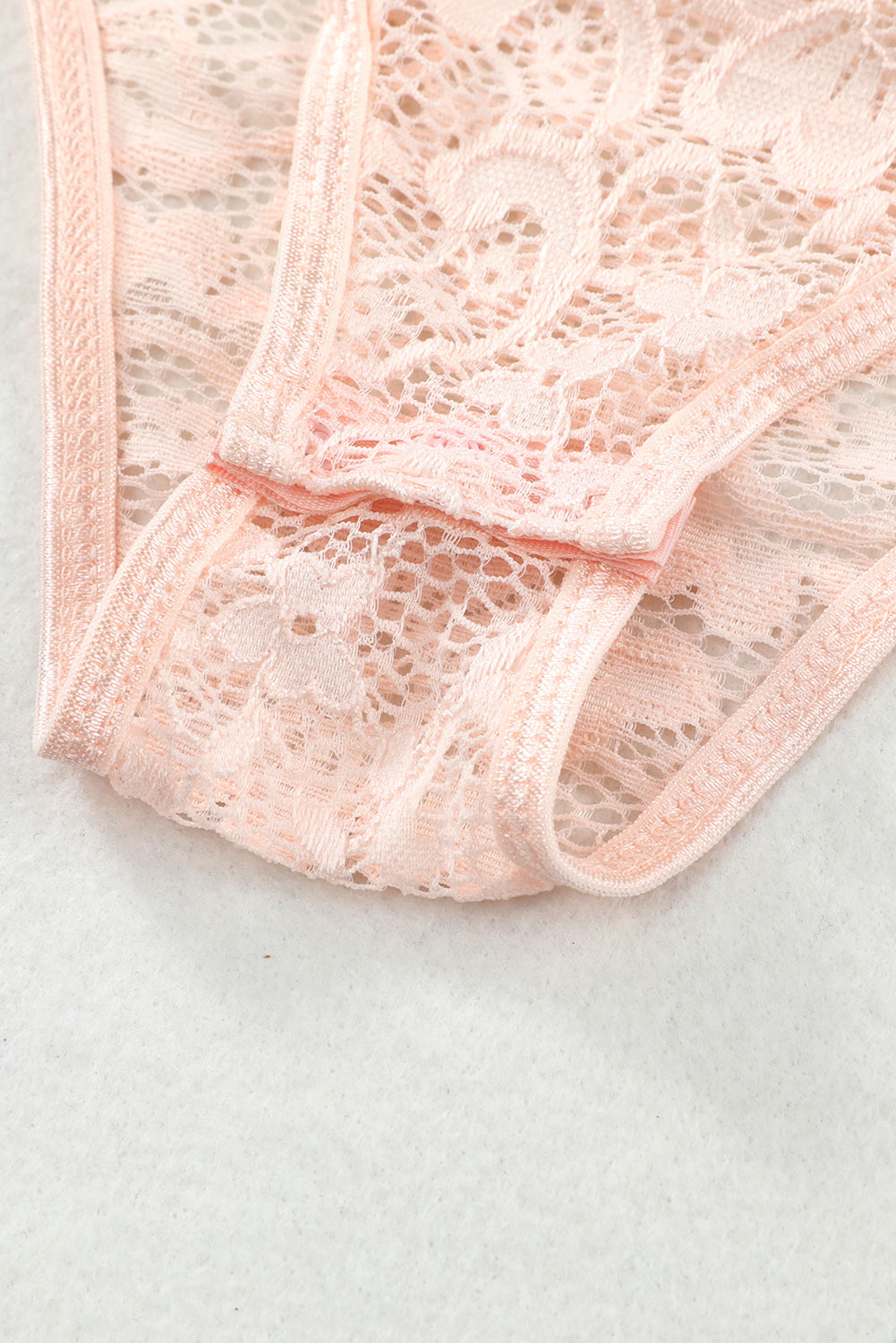 ruched sweetheart neck lace bodysuit