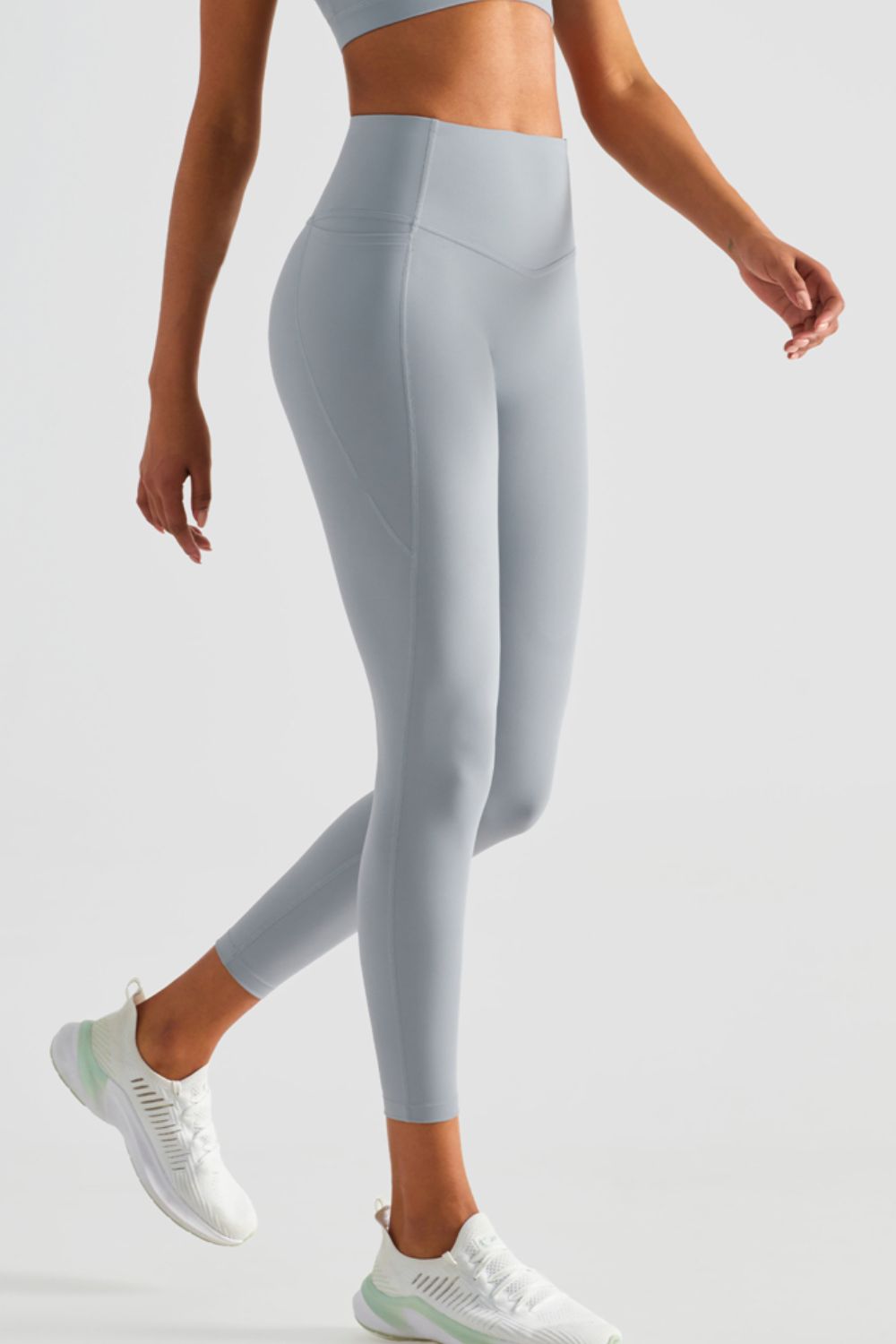 wide waistband sports leggings with pockets