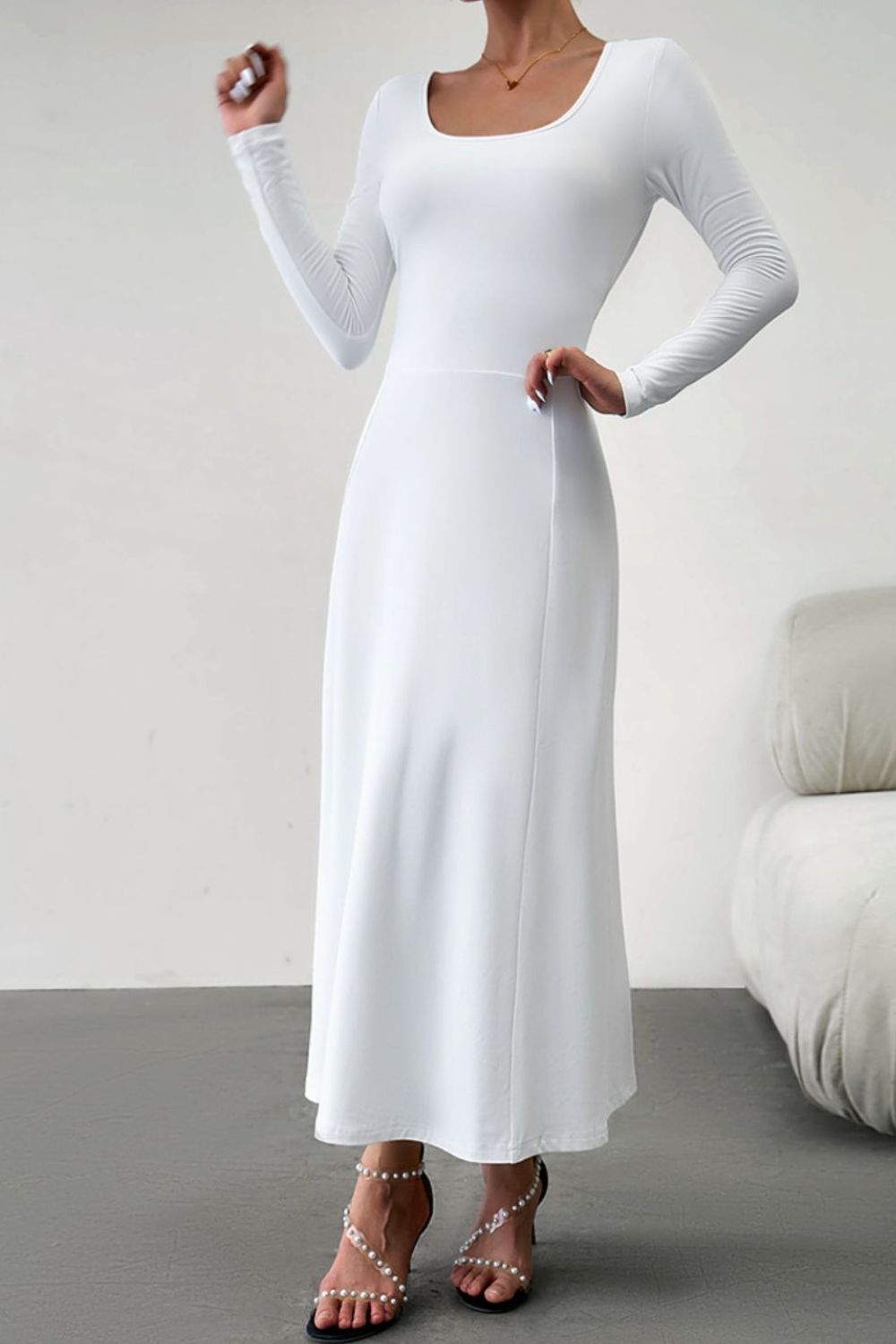 scoop neck long sleeve lace-up maxi dress