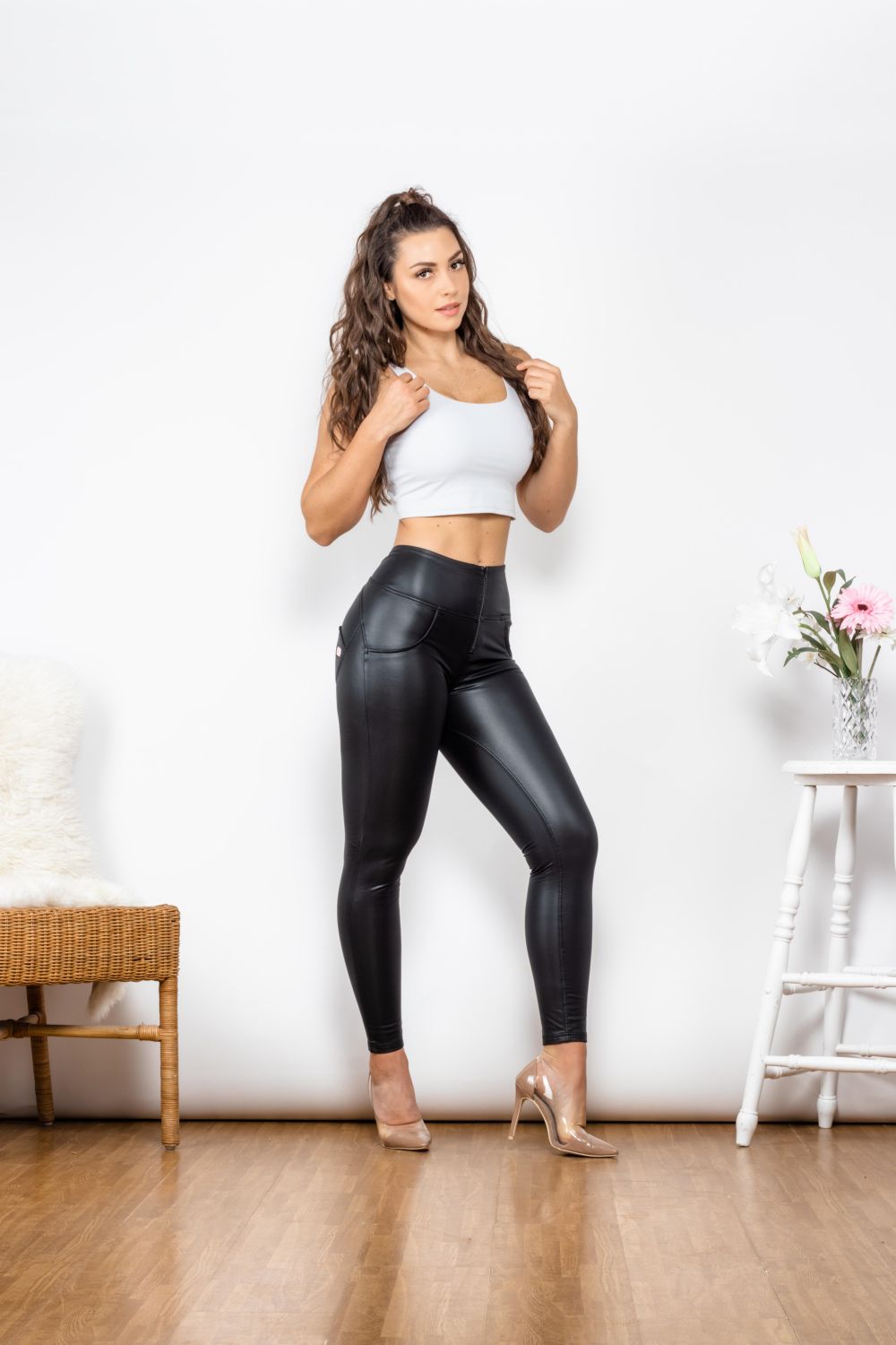 full size pu leather zip detail leggings