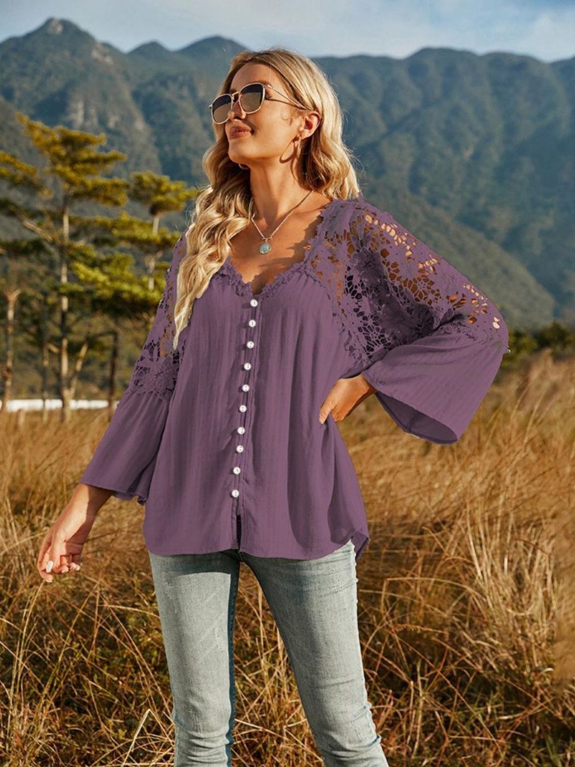 spliced lace buttoned blouse