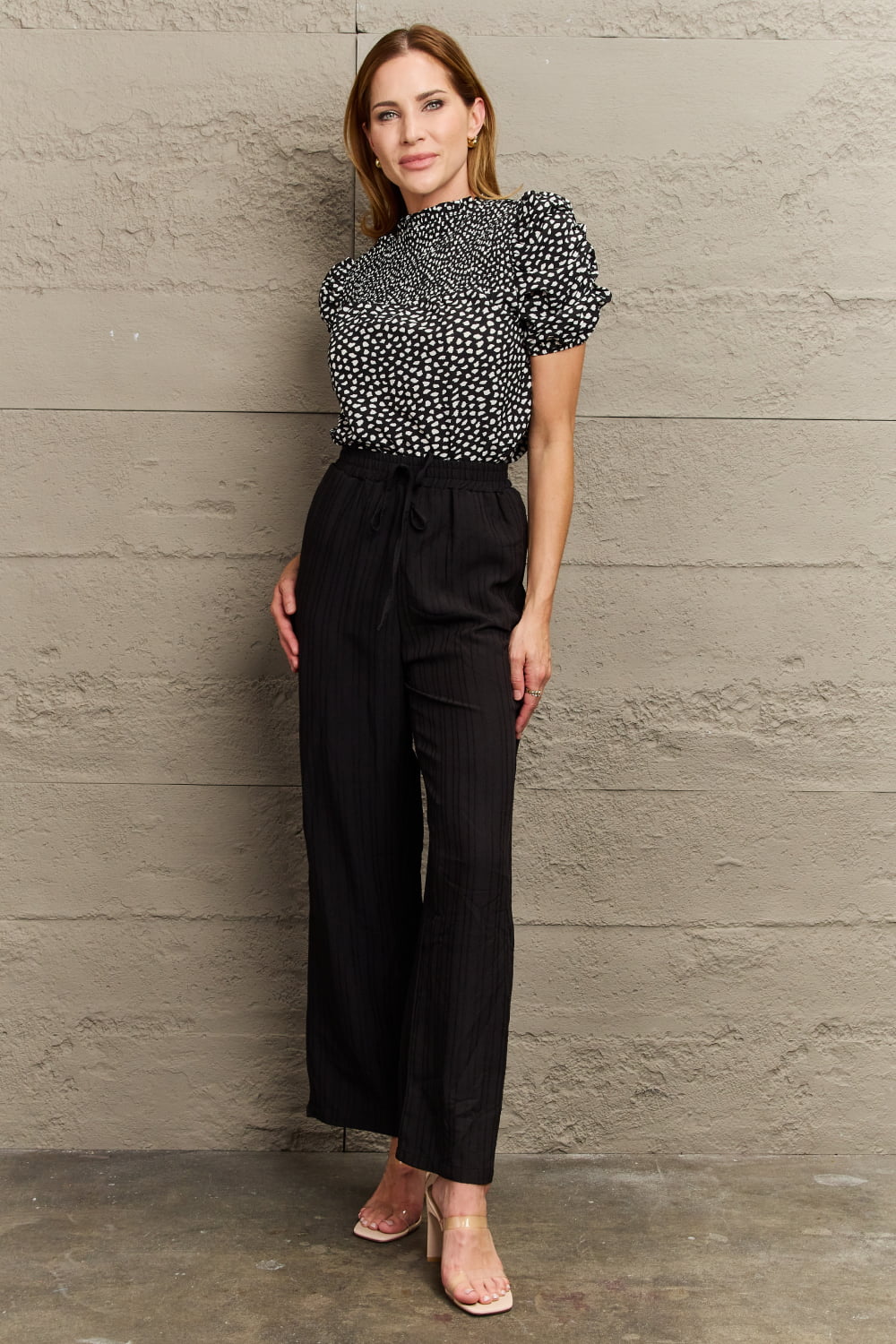 printed round neck puff sleeve blouse