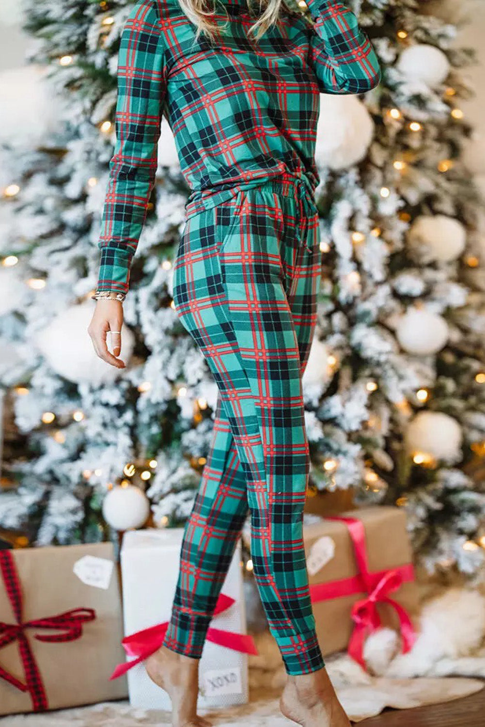 plaid long sleeve top and pants lounge set