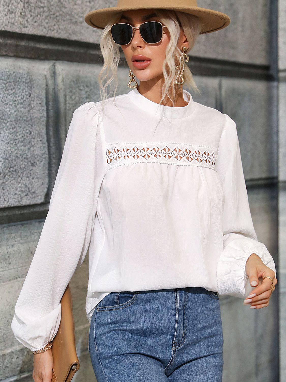 round neck puff sleeve blouse