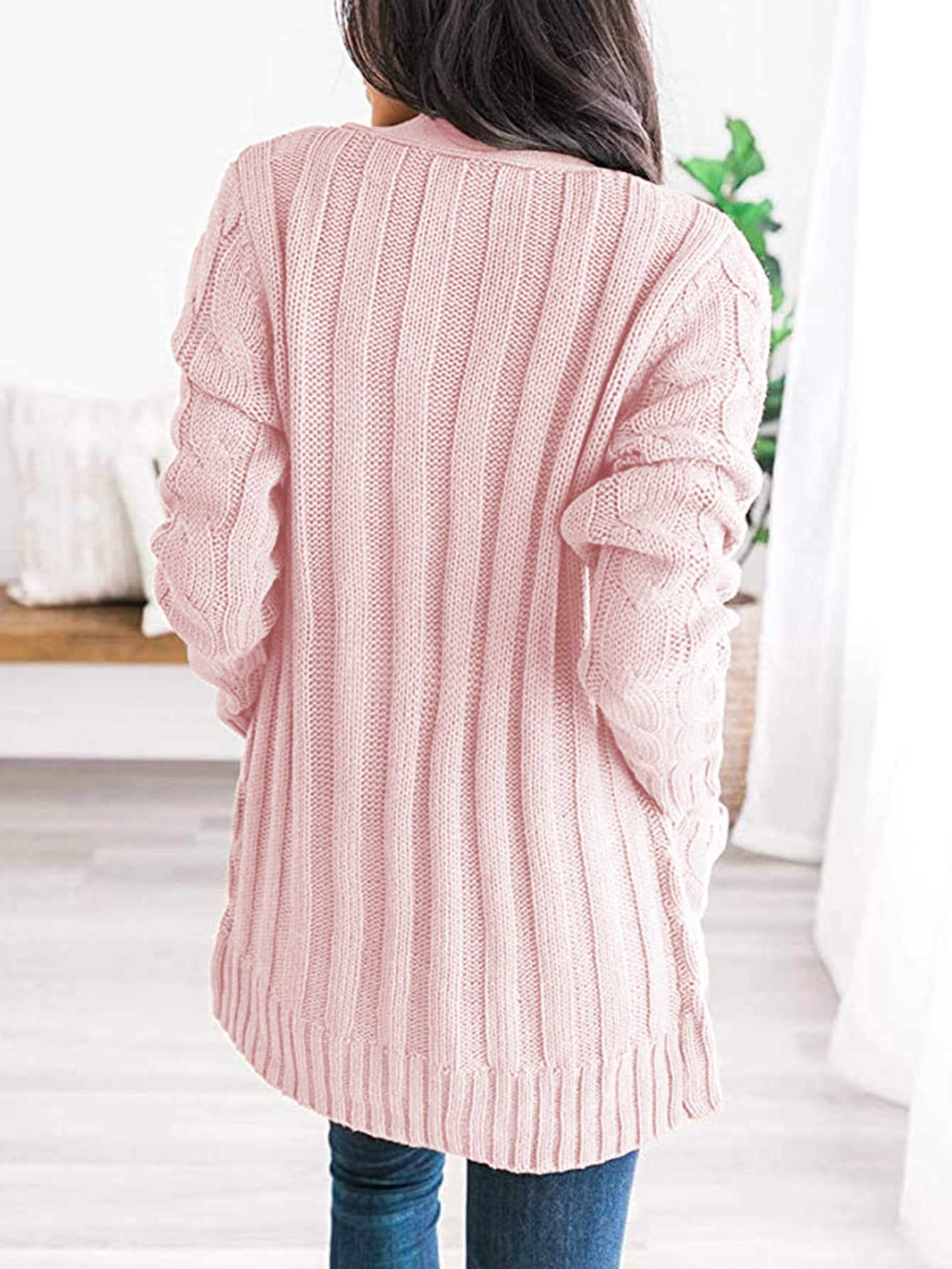 cable-knit buttoned cardigan with pockets