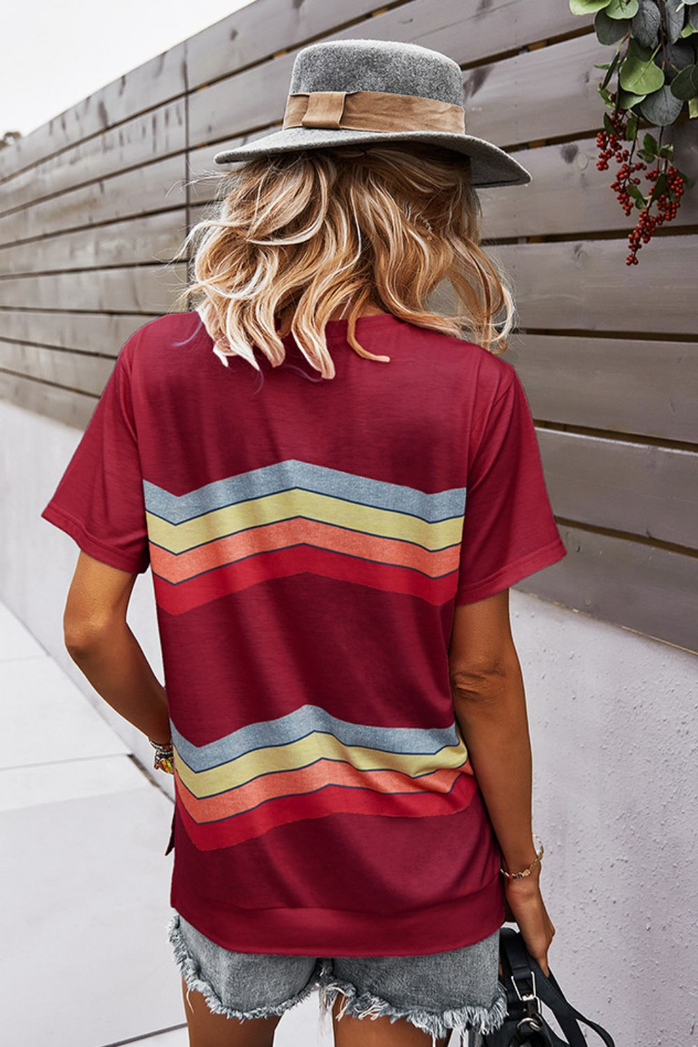 multicolored chevron stripe round neck side slit t-shirt