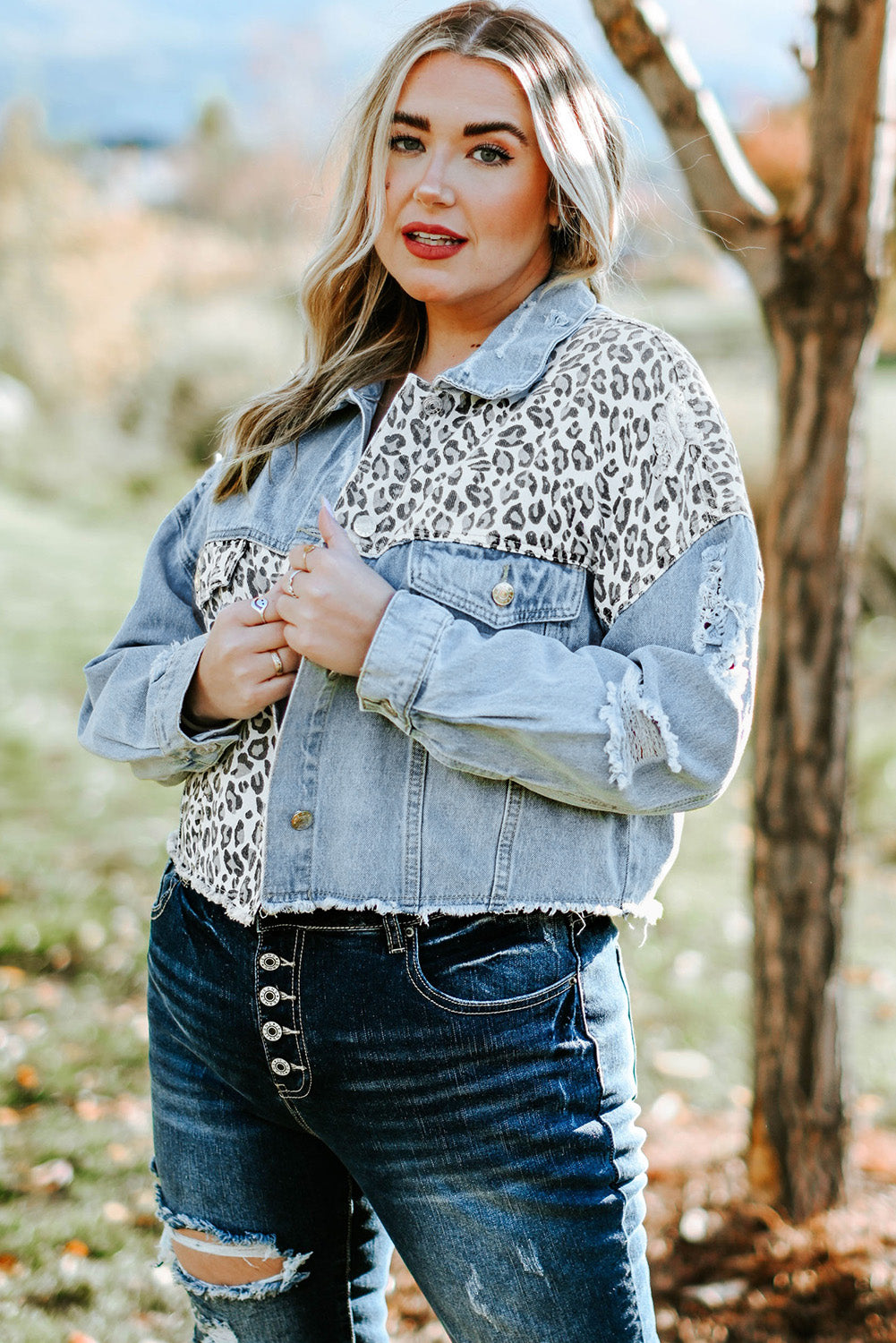 plus size leopard raw hem distressed spliced denim jacket