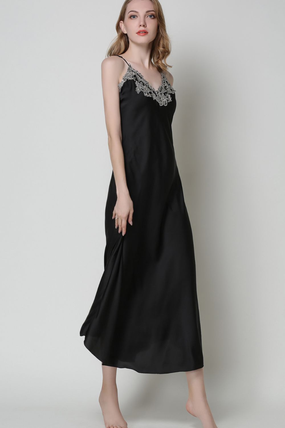 full size lace trim v-neck spaghetti strap satin night dress