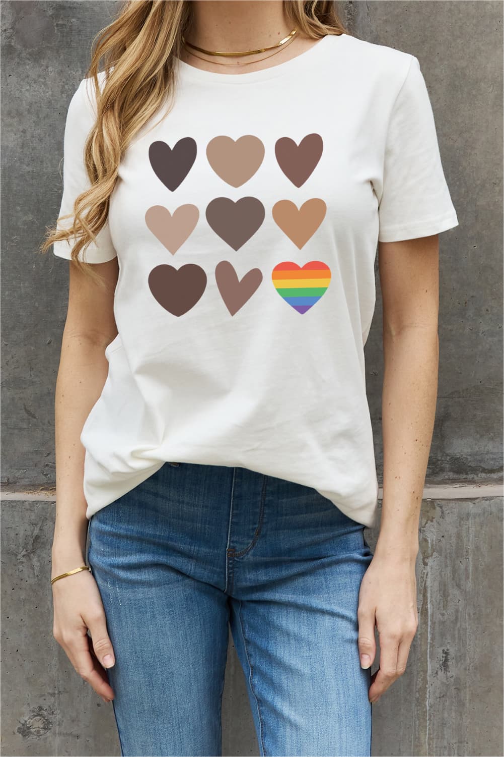 simply love simply love full size heart graphic cotton tee