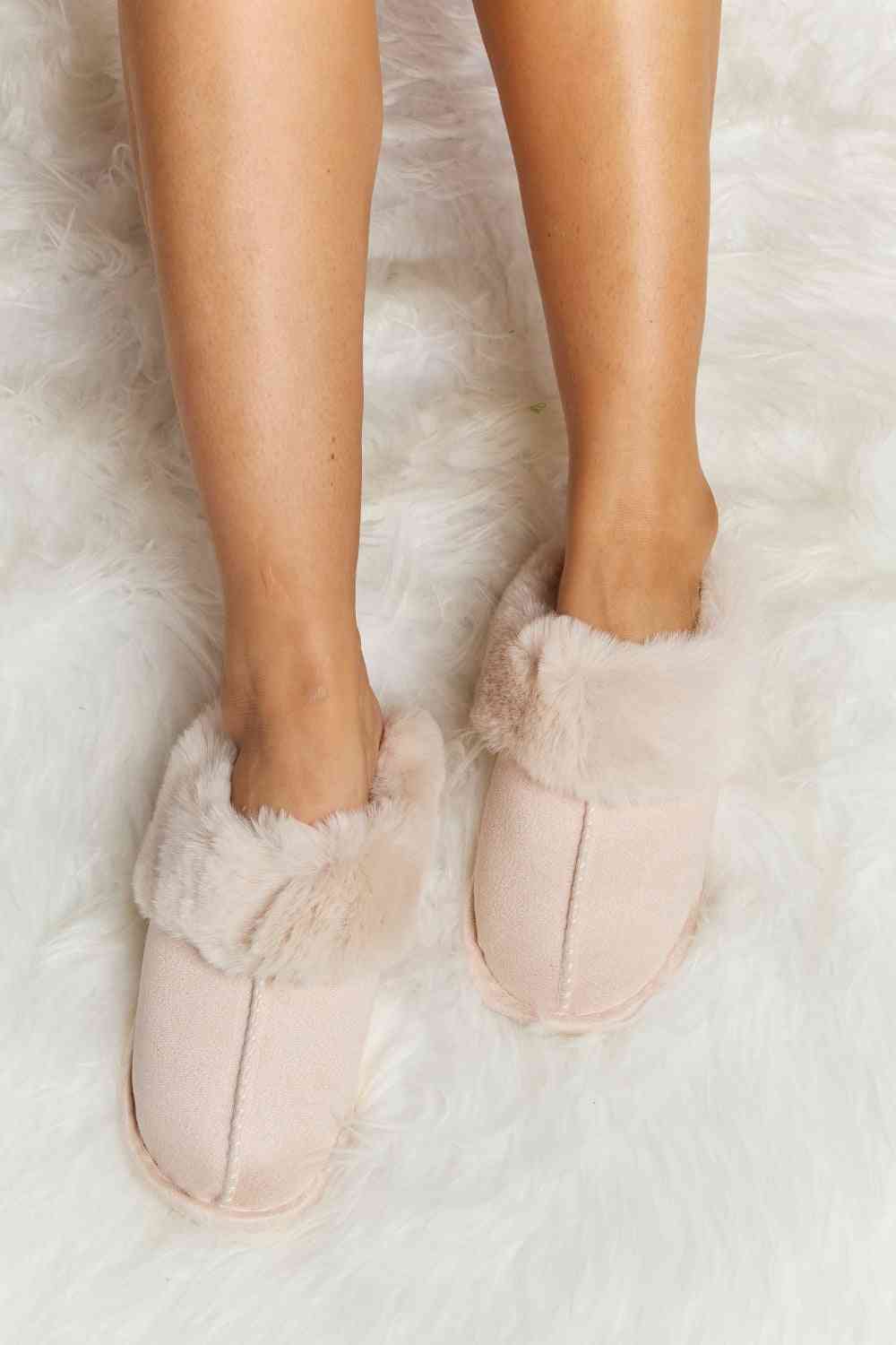 melody fluffy indoor slippers