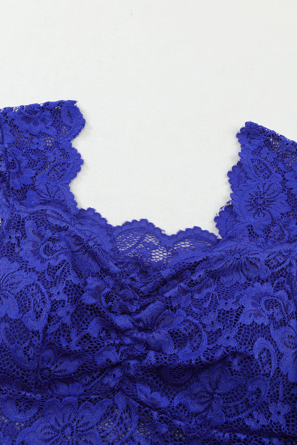 ruched sweetheart neck lace bodysuit