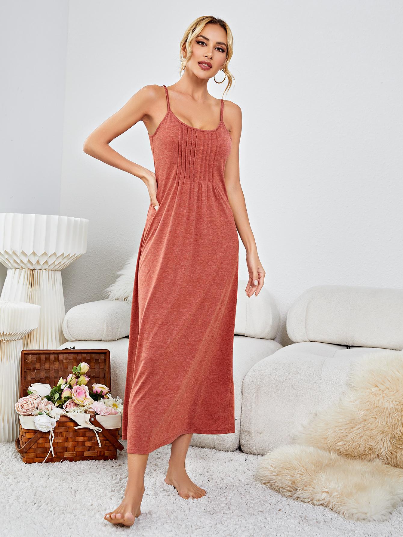 scoop neck spaghetti strap night dress