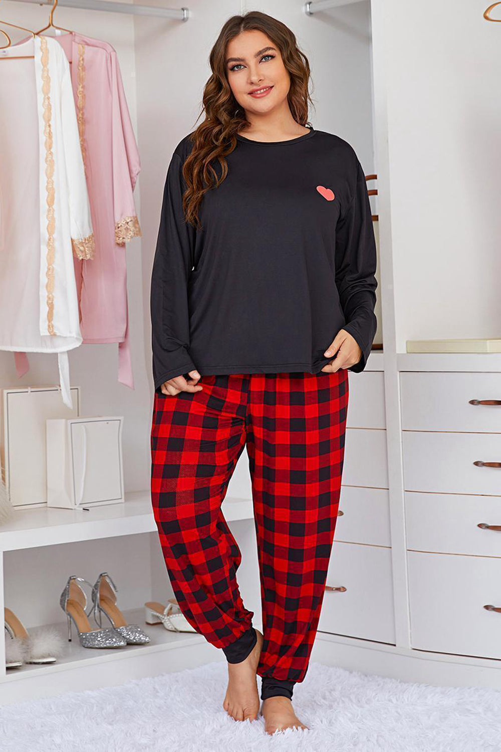 plus size heart graphic top and plaid joggers lounge set