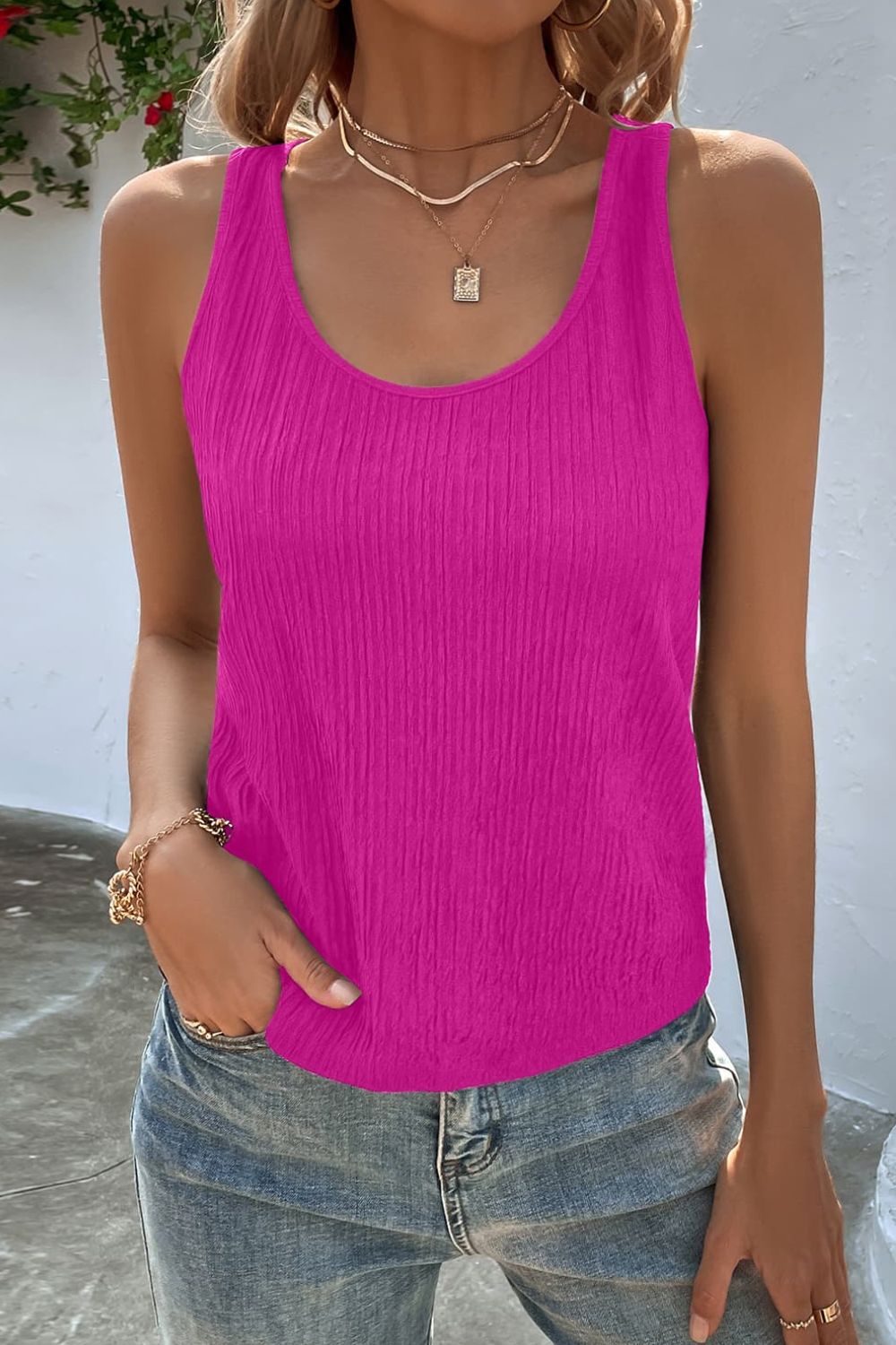 textured scoop neck tank