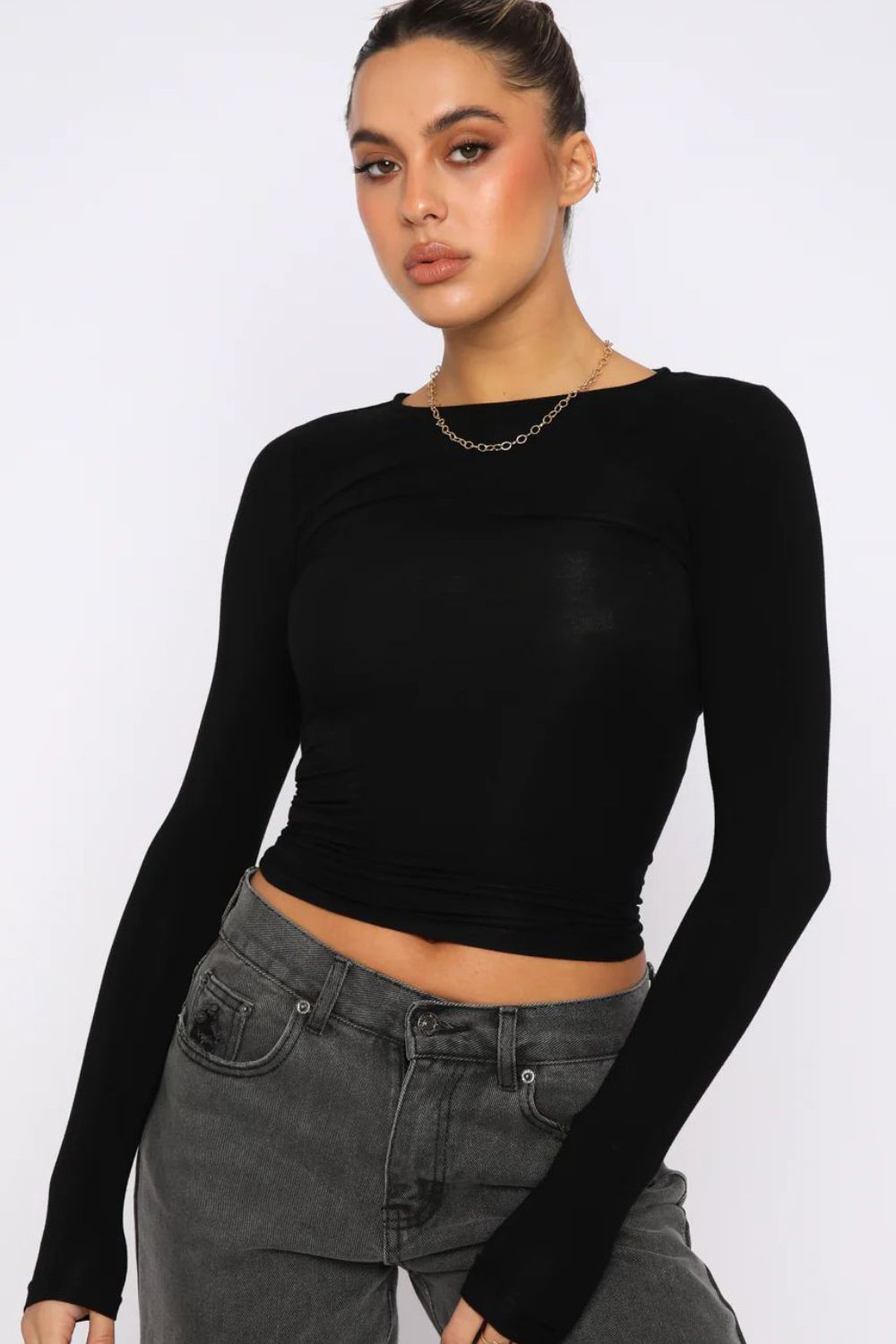 round neck long-sleeve top