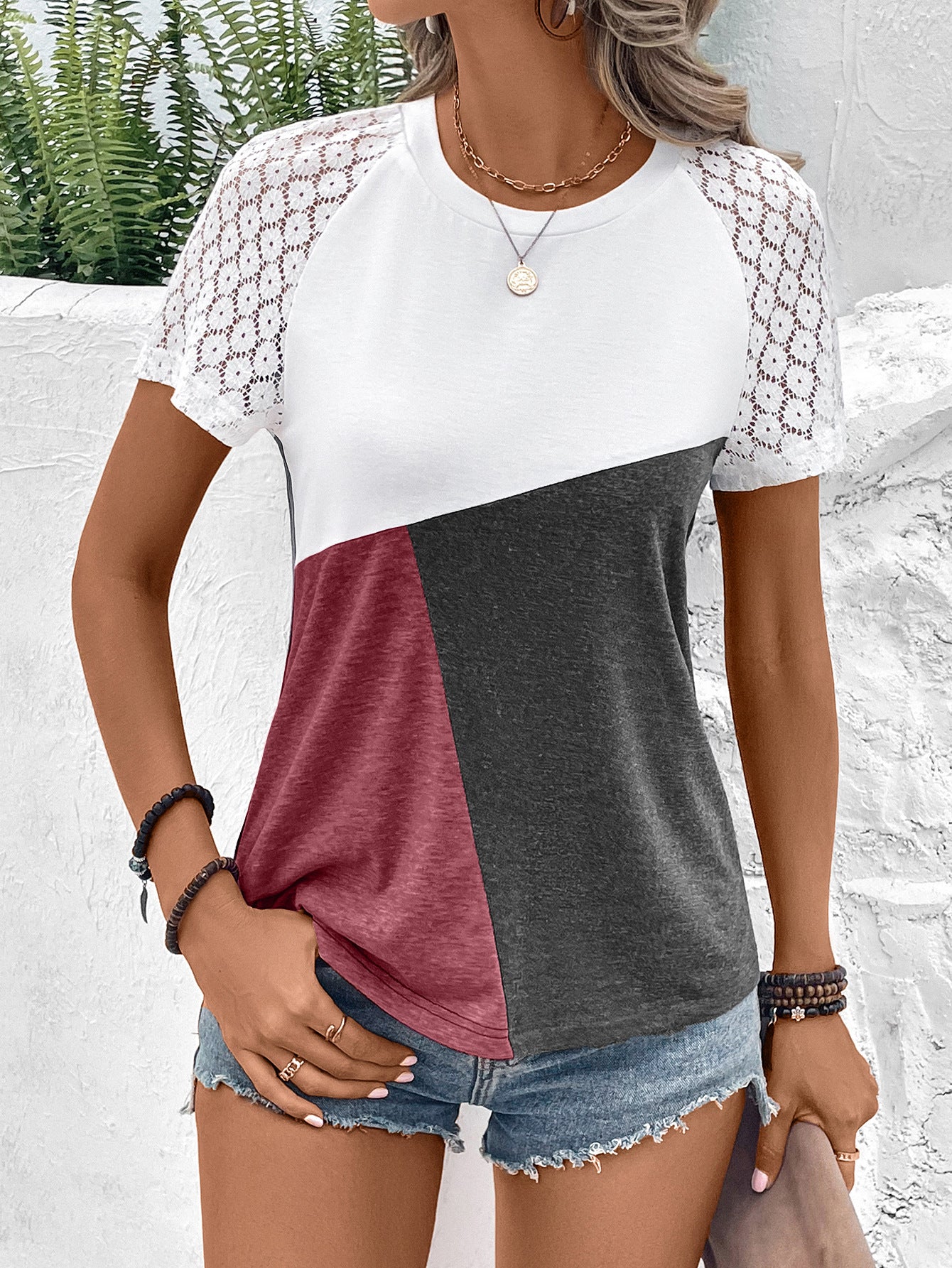 color block raglan sleeve round neck tee