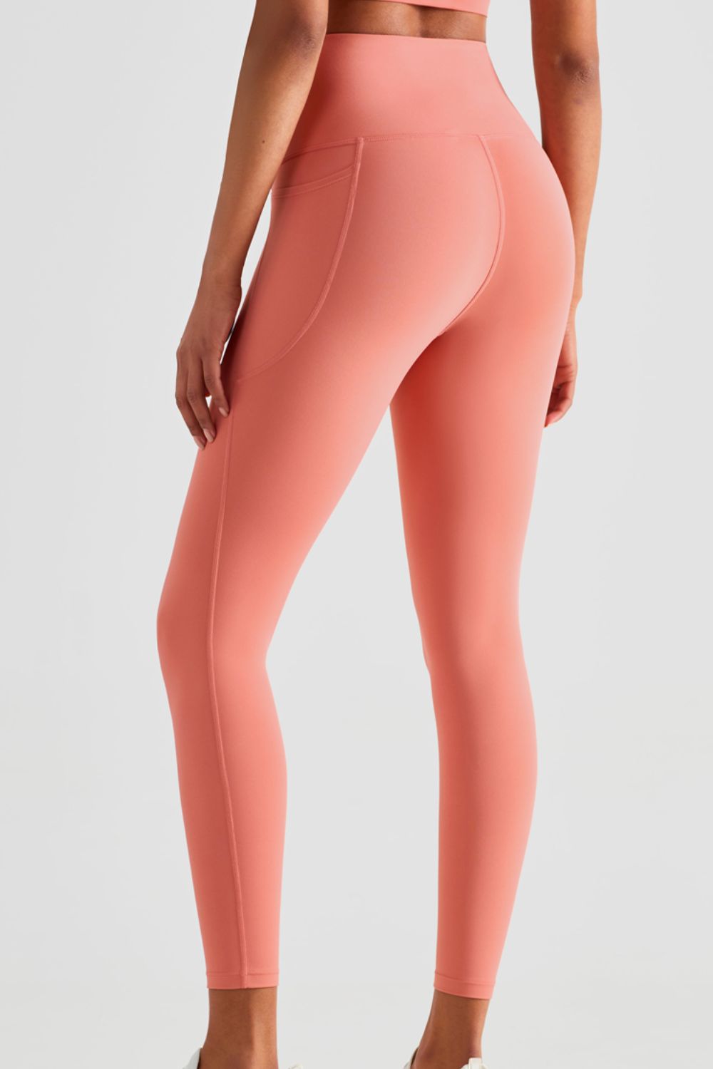 wide waistband sports leggings with pockets