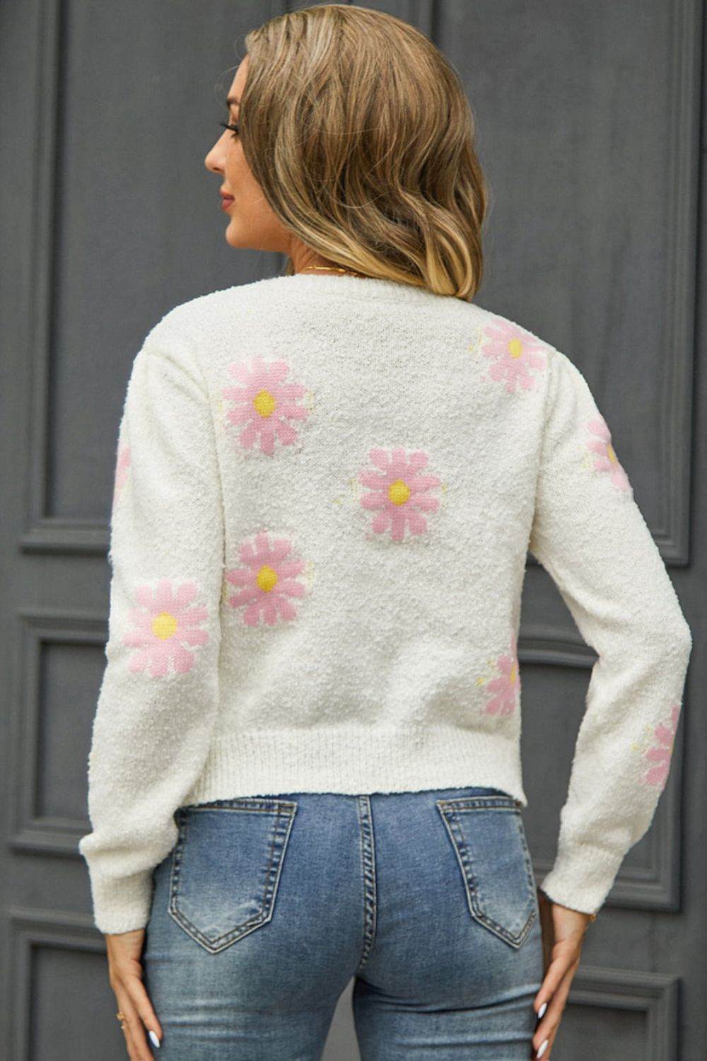 flower pattern round neck short sleeve pullover sweater