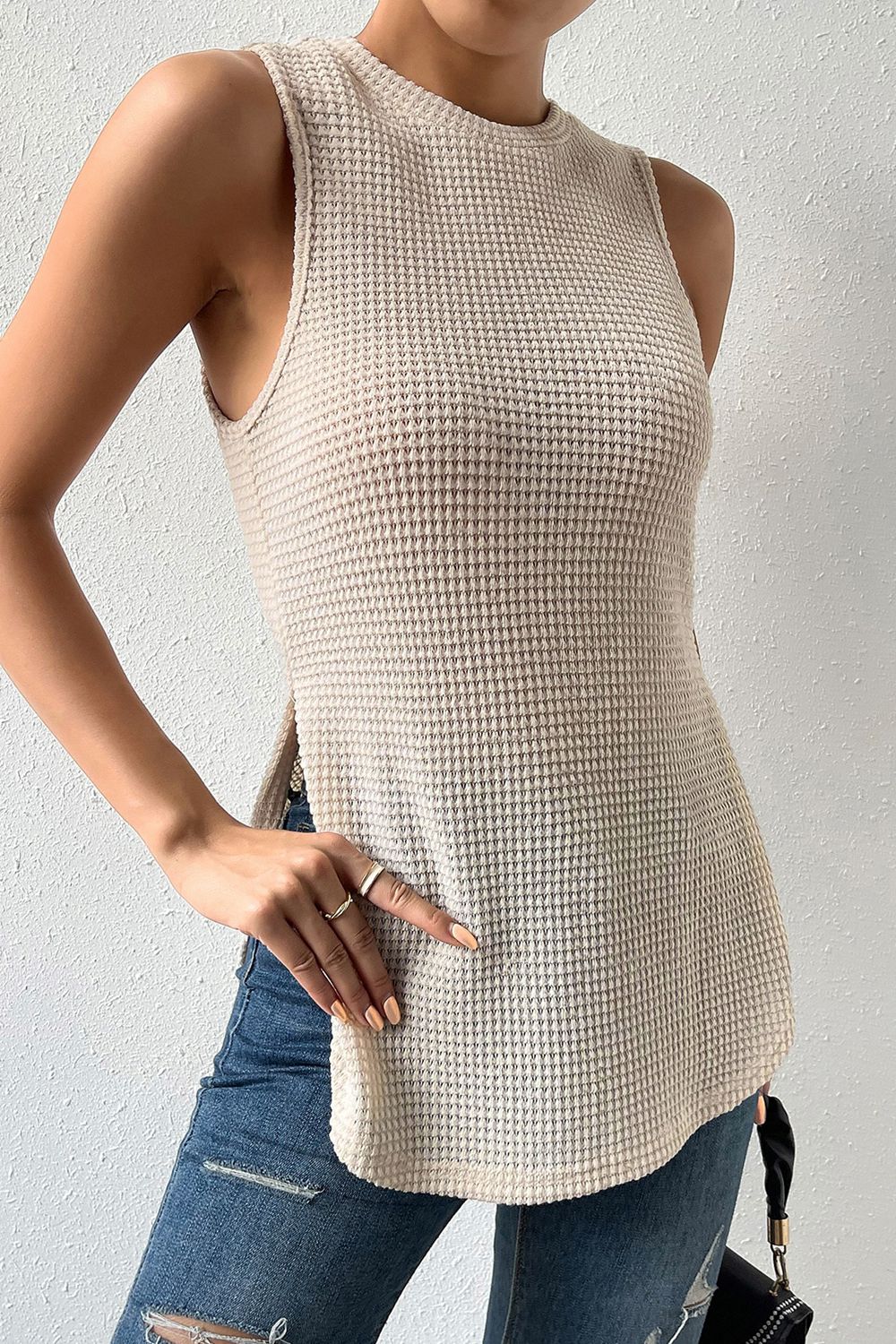 round neck slit tank top
