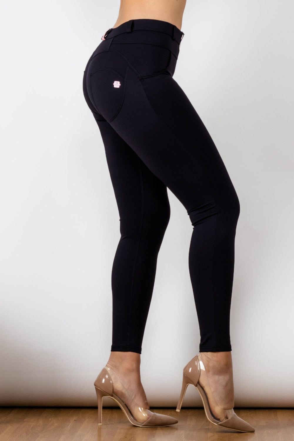 full size contrast detail buttoned leggings