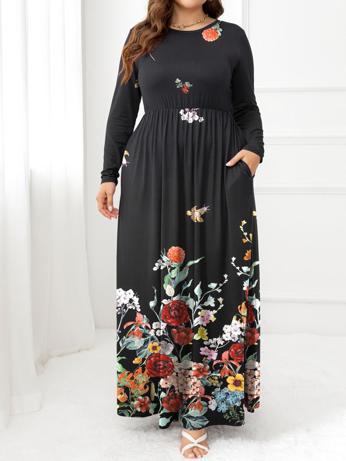 plus size round neck maxi dress with pockets