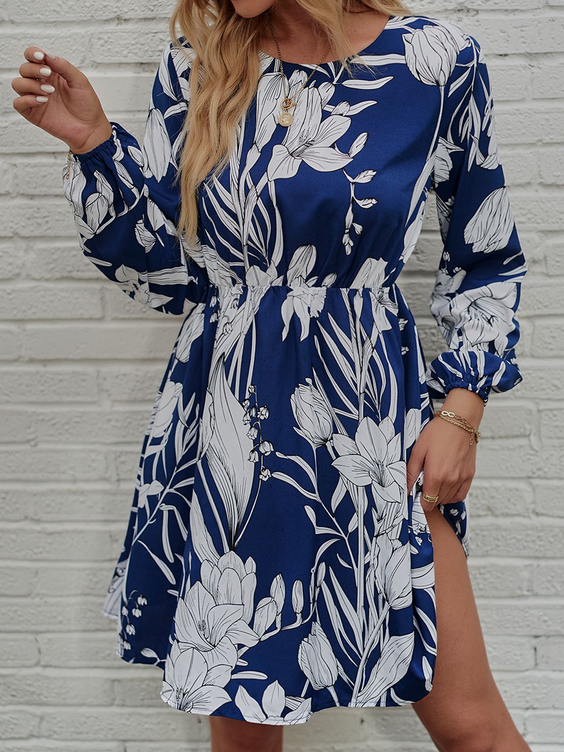 floral round neck long sleeve mini dress