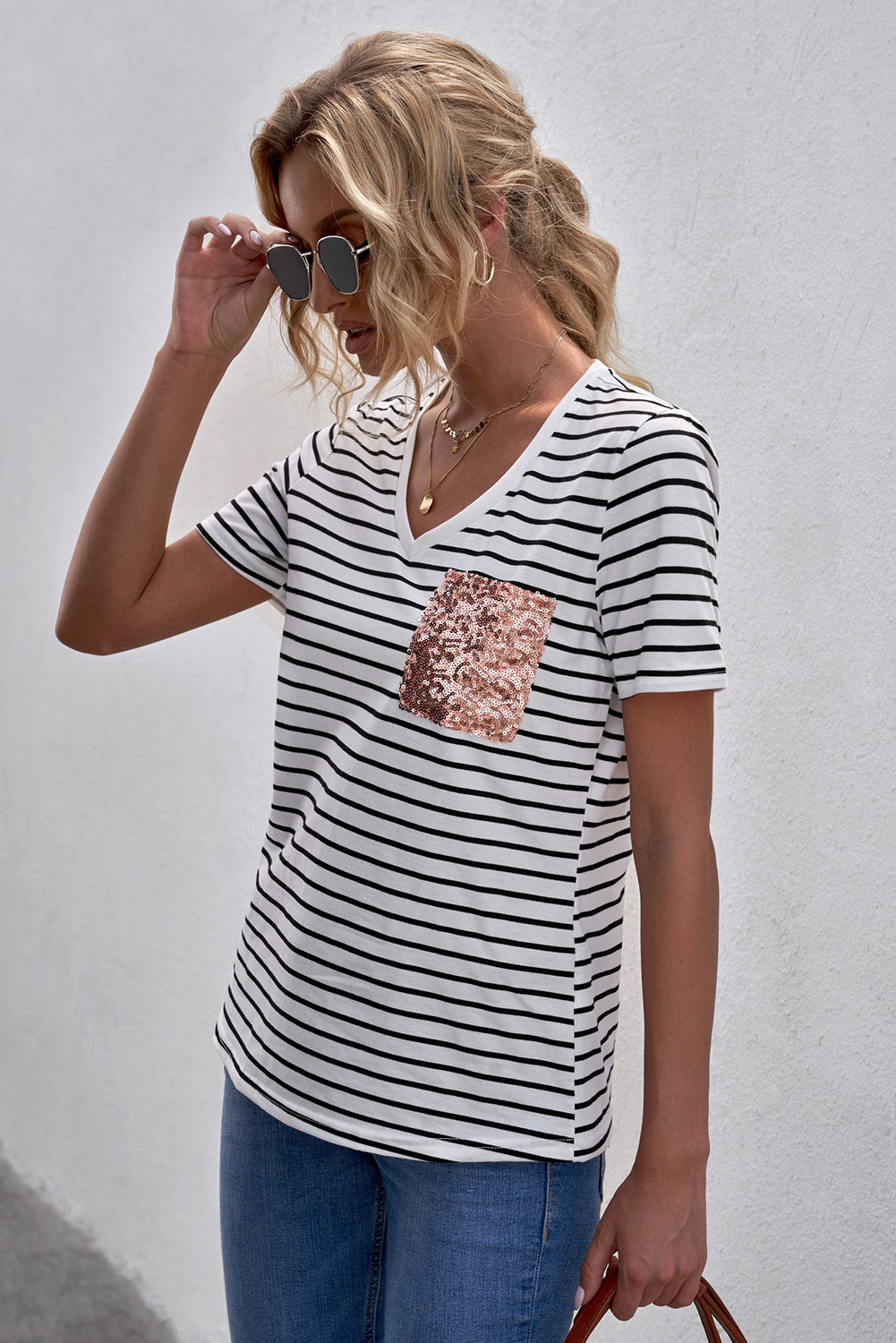 striped sequin patch v-neck tee