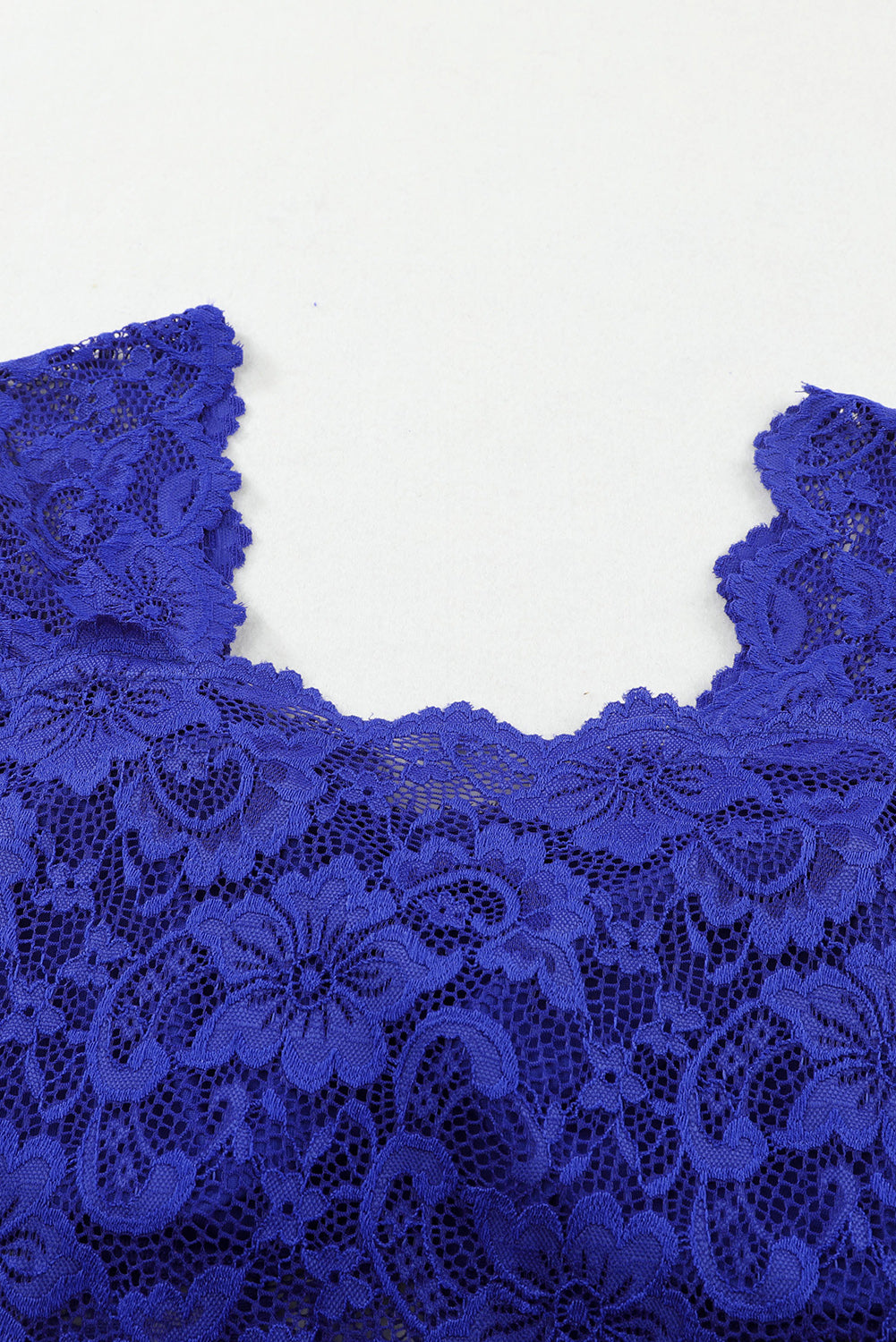 ruched sweetheart neck lace bodysuit