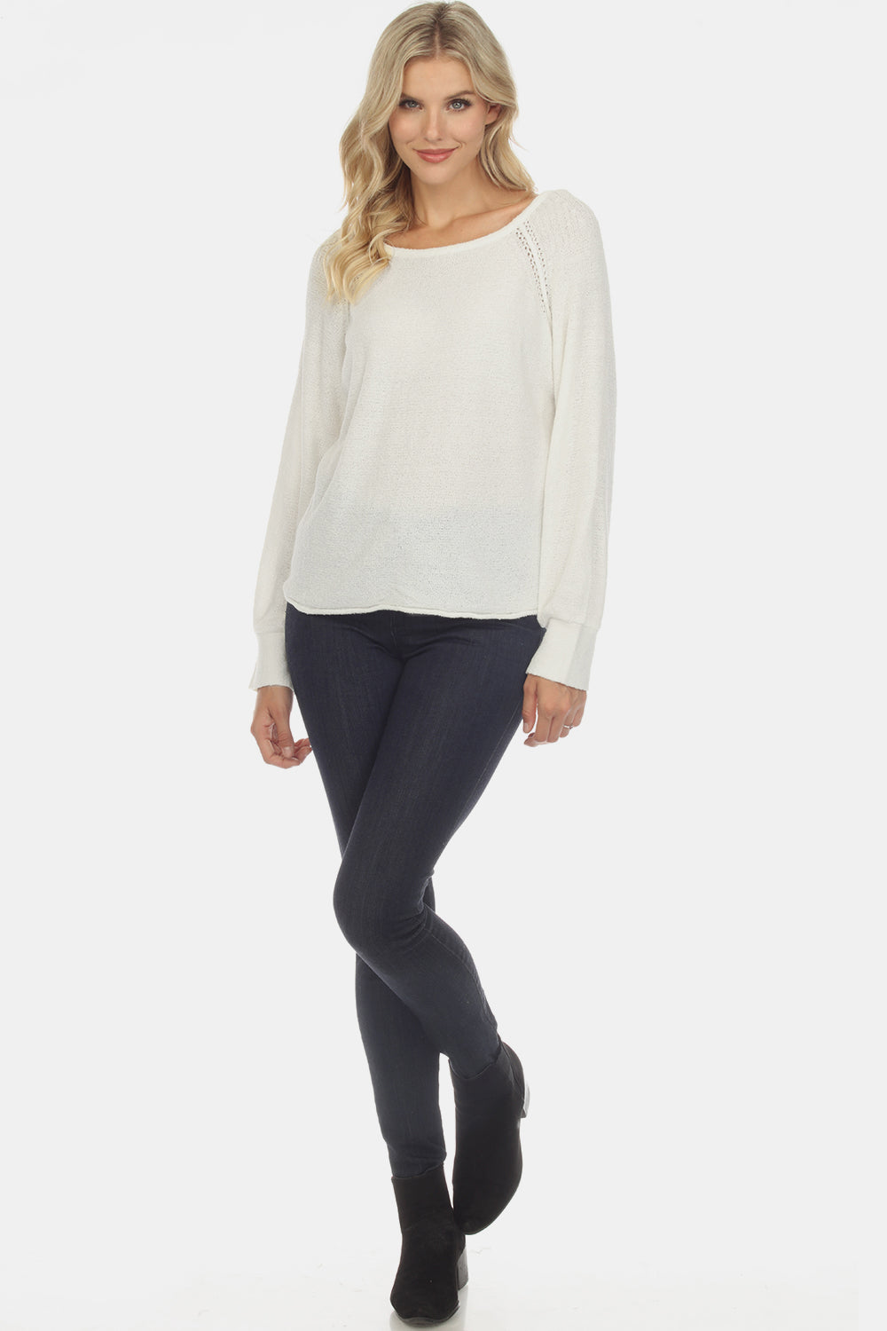 round neck raglan sleeve sweater