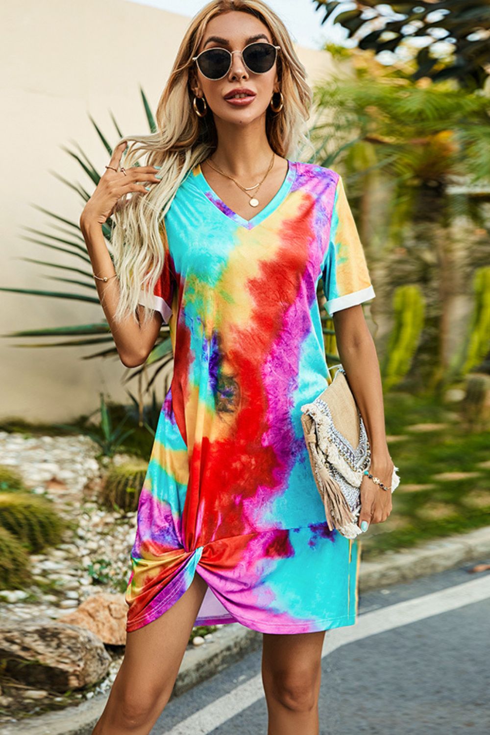 twisted v-neck short sleeve dress