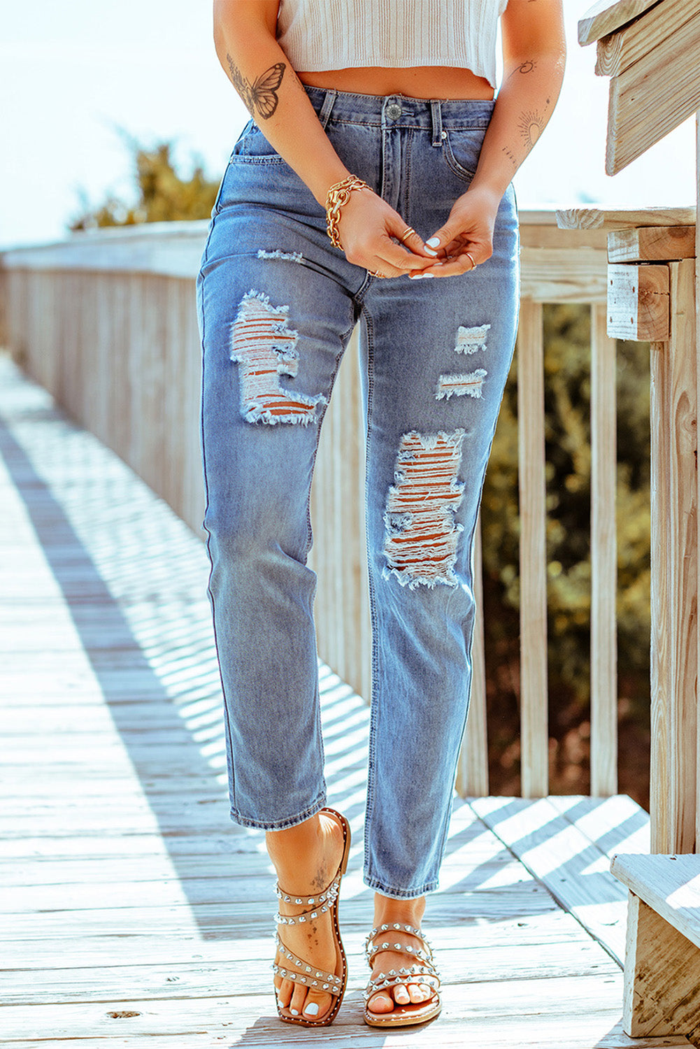 baeful distressed ankle-length straight leg jeans