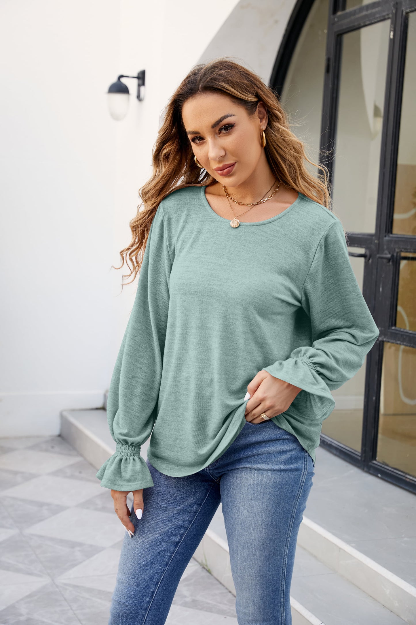 round neck flounce sleeve blouse