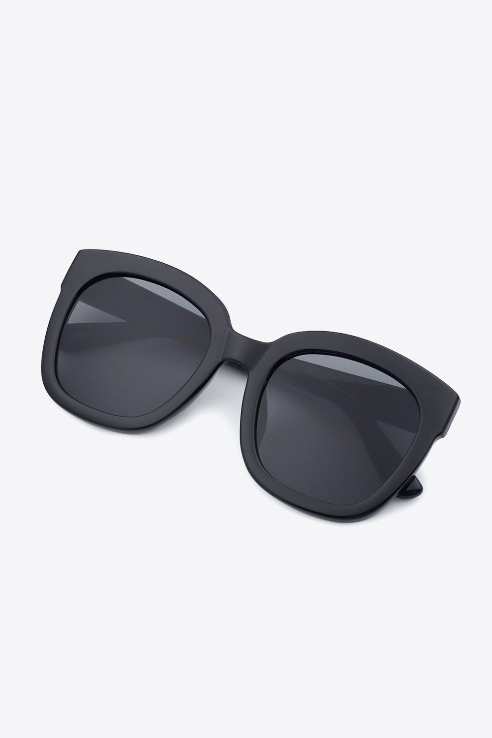 polycarbonate frame square sunglasses