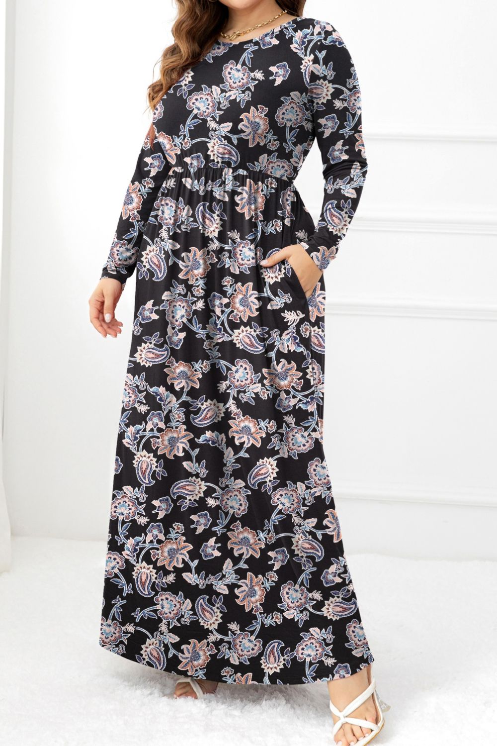 plus size round neck long sleeve maxi dress with pockets