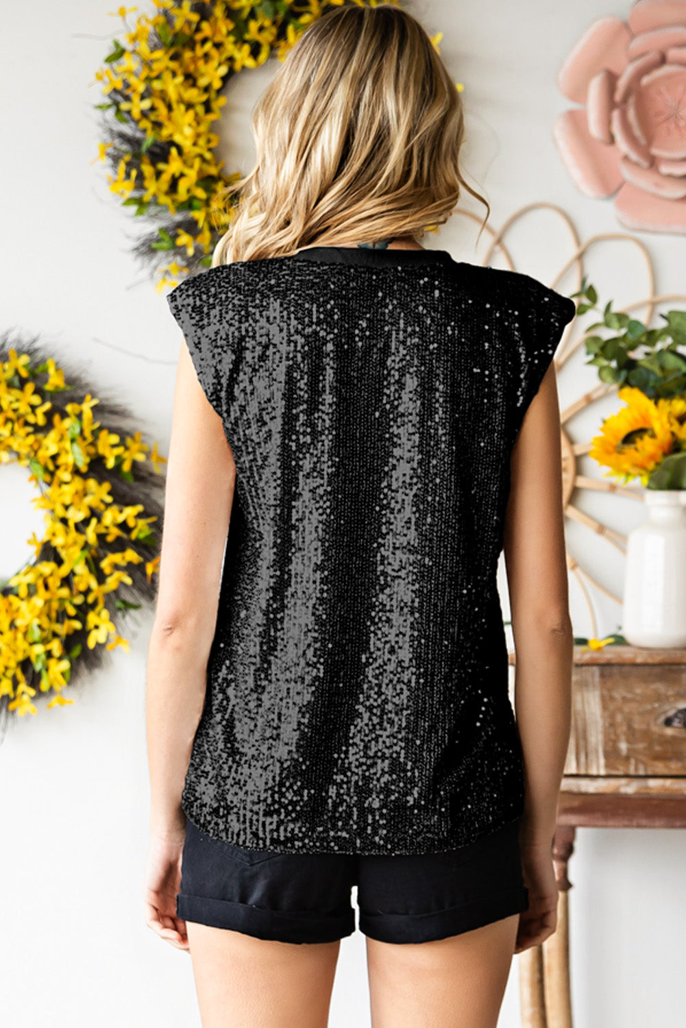 sequin round neck capped sleeve tank
