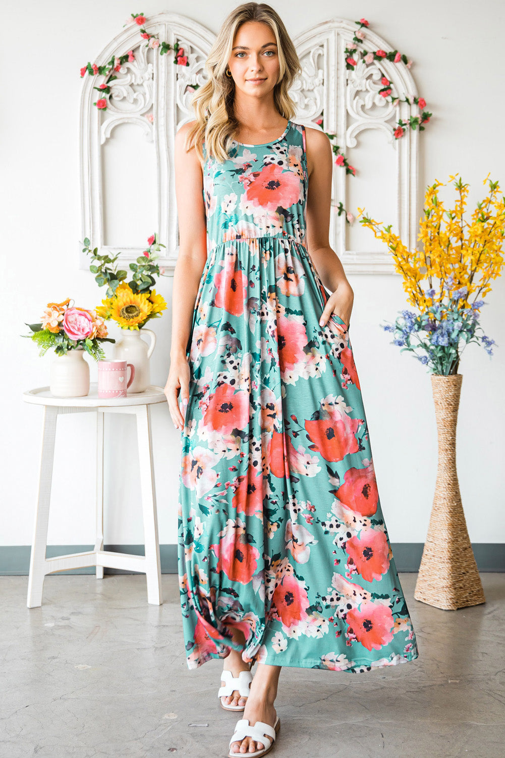 floral sleeveless maxi dress with pockets