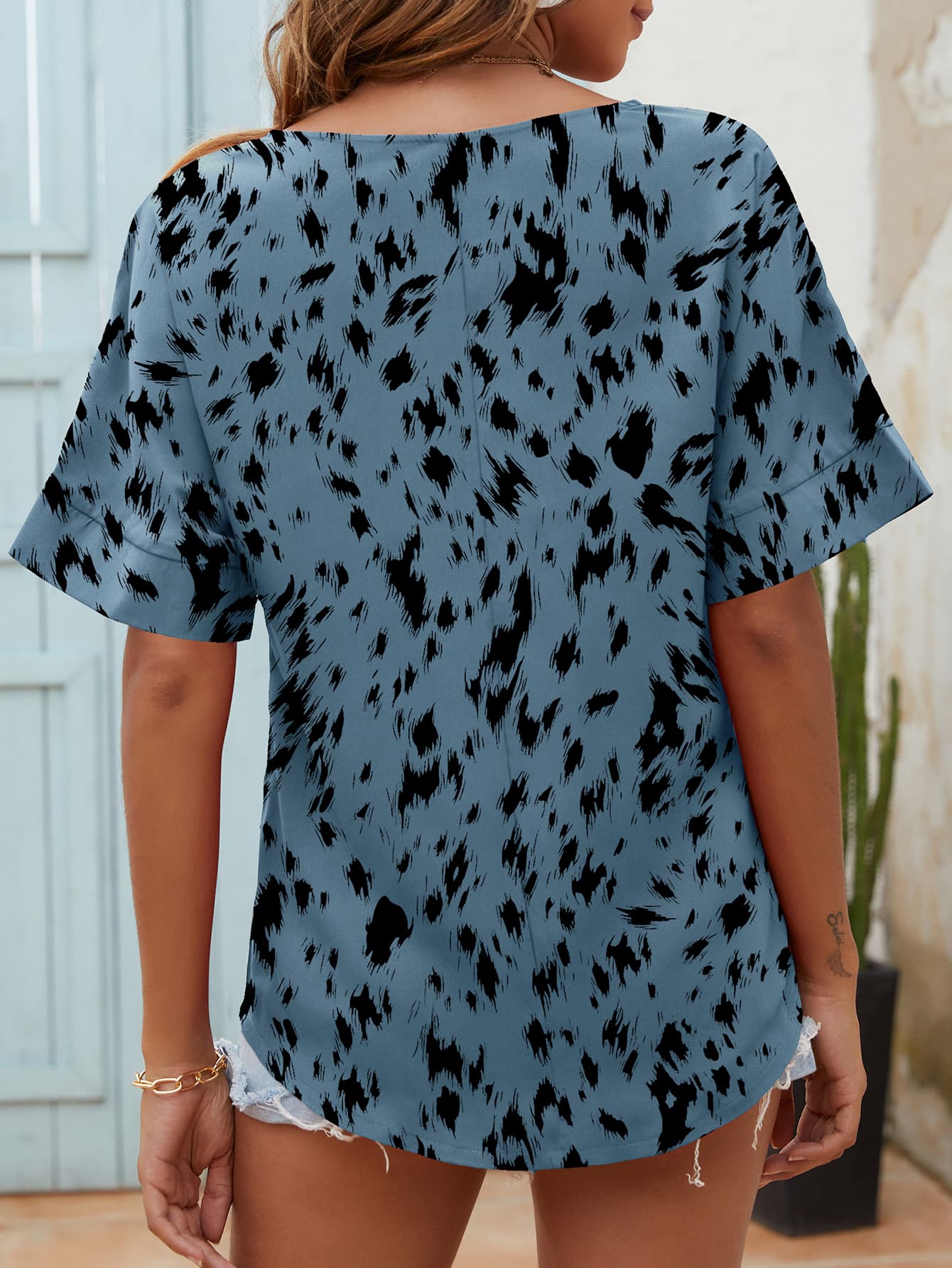 printed notched neck half sleeve blouse