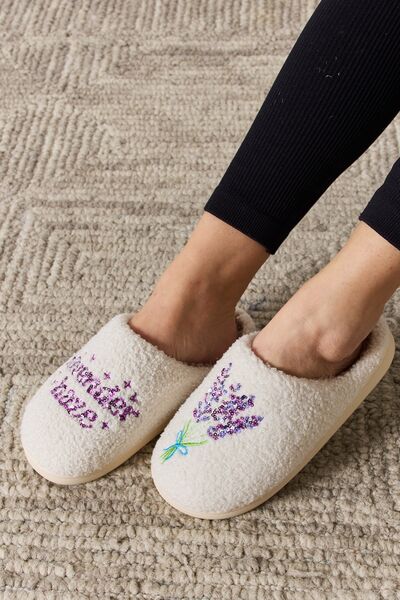 melody sequin pattern cozy slippers