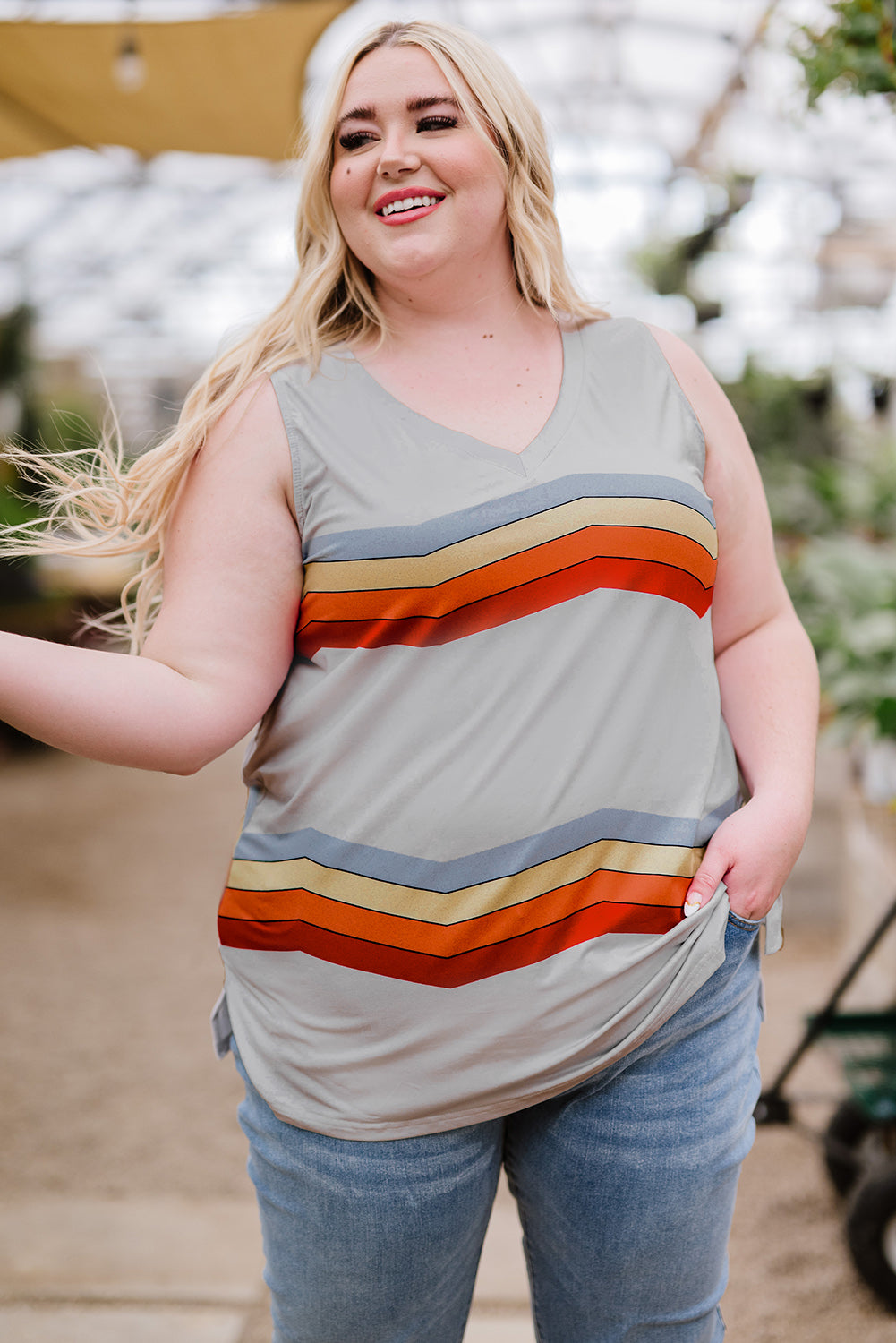 plus size printed v-neck tank