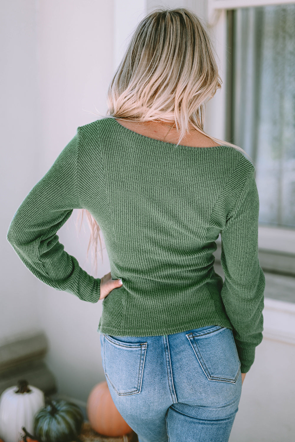 scoop neck long sleeve top