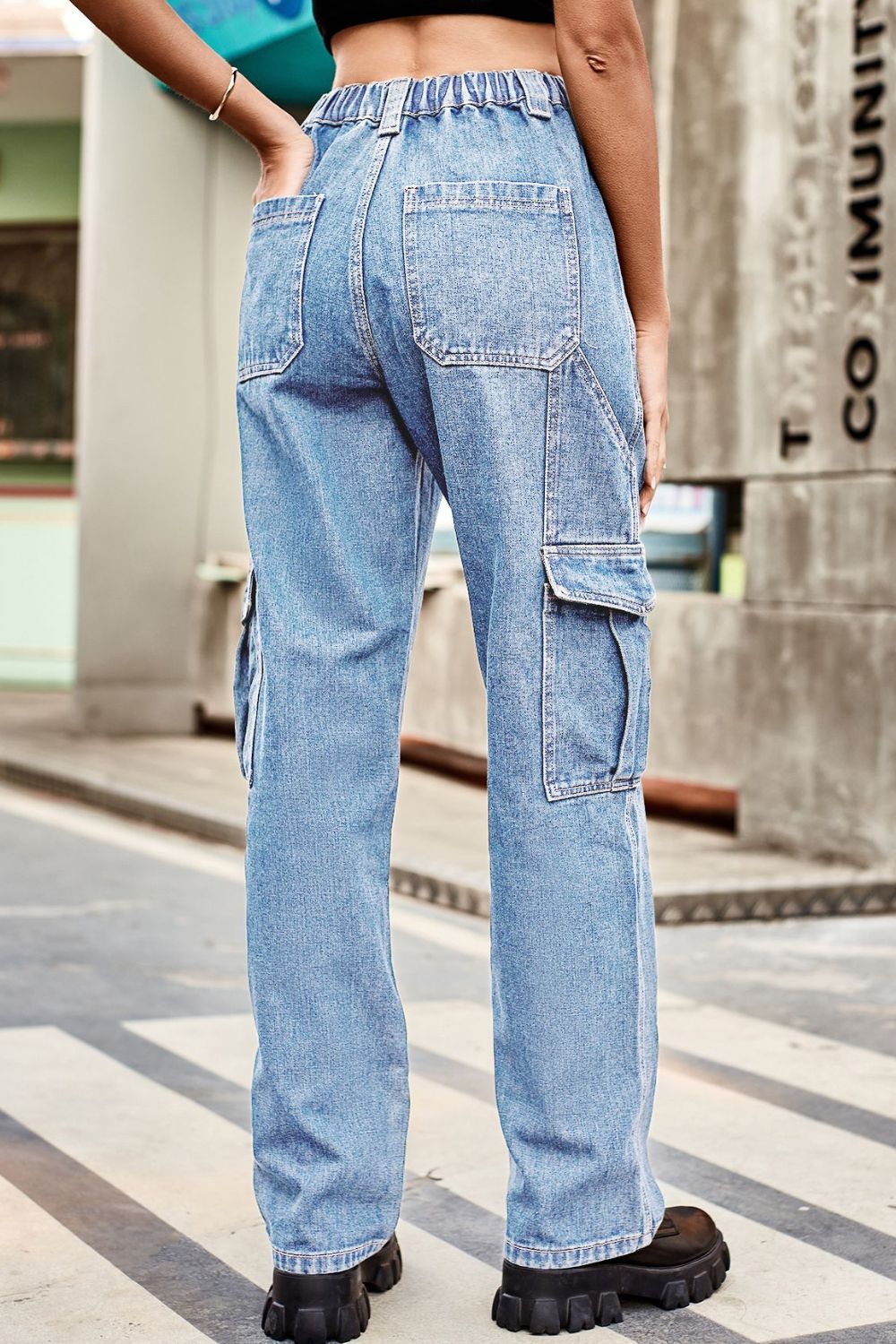 loose fit long pants with pockets