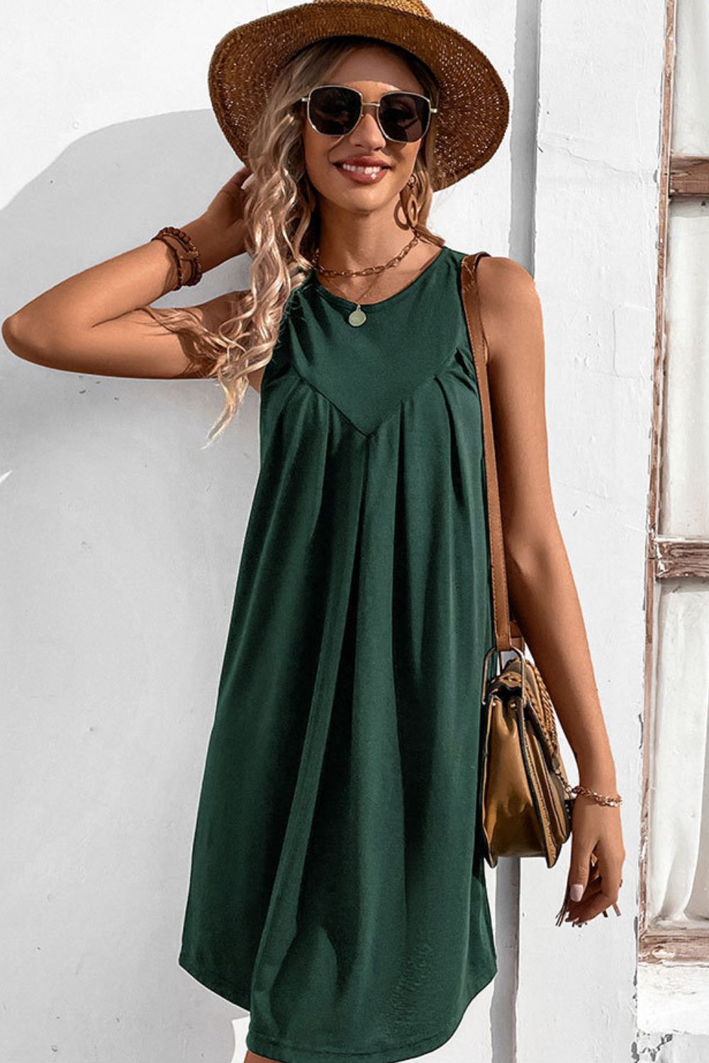 round neck sleeveless mini dress