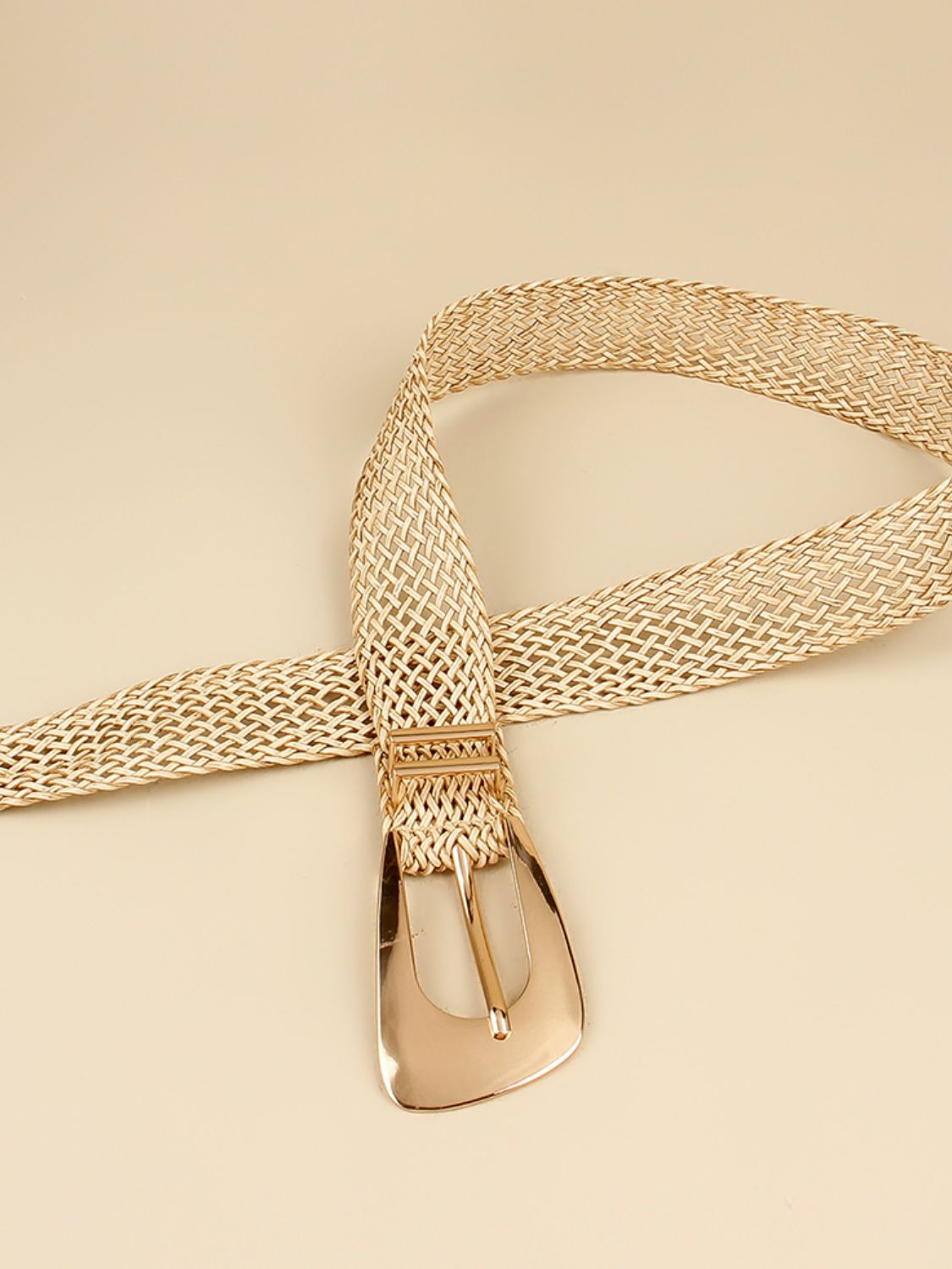 irregular buckle braid belt