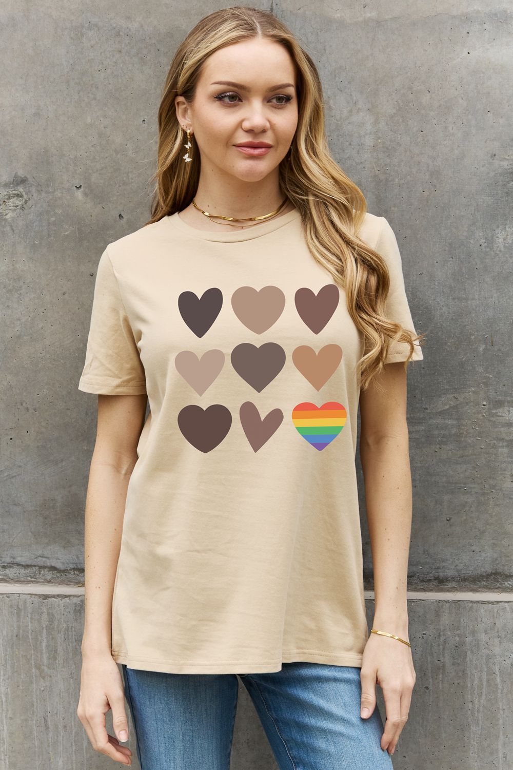 simply love simply love full size heart graphic cotton tee